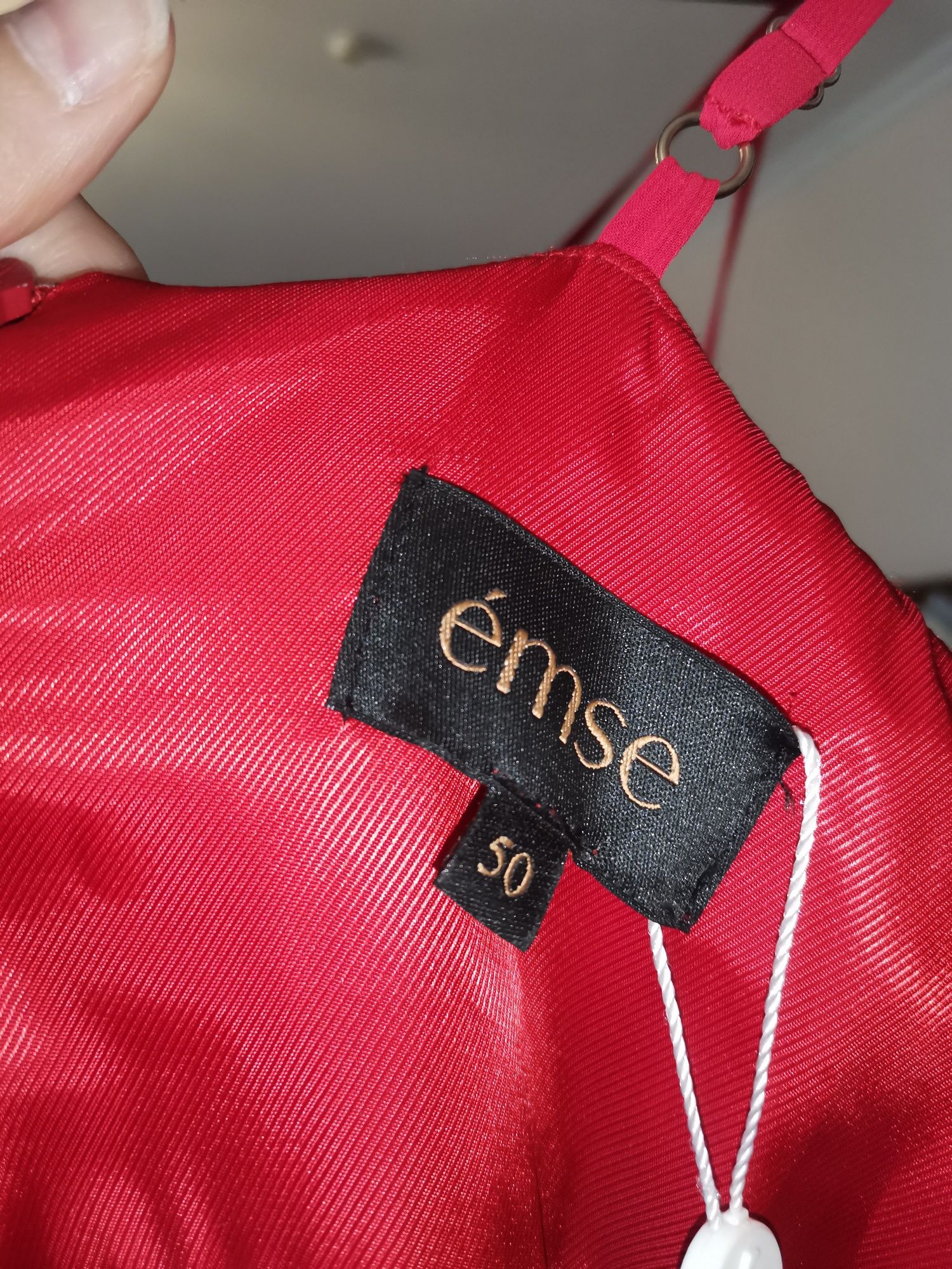 Платье новое с биркой, Emse
