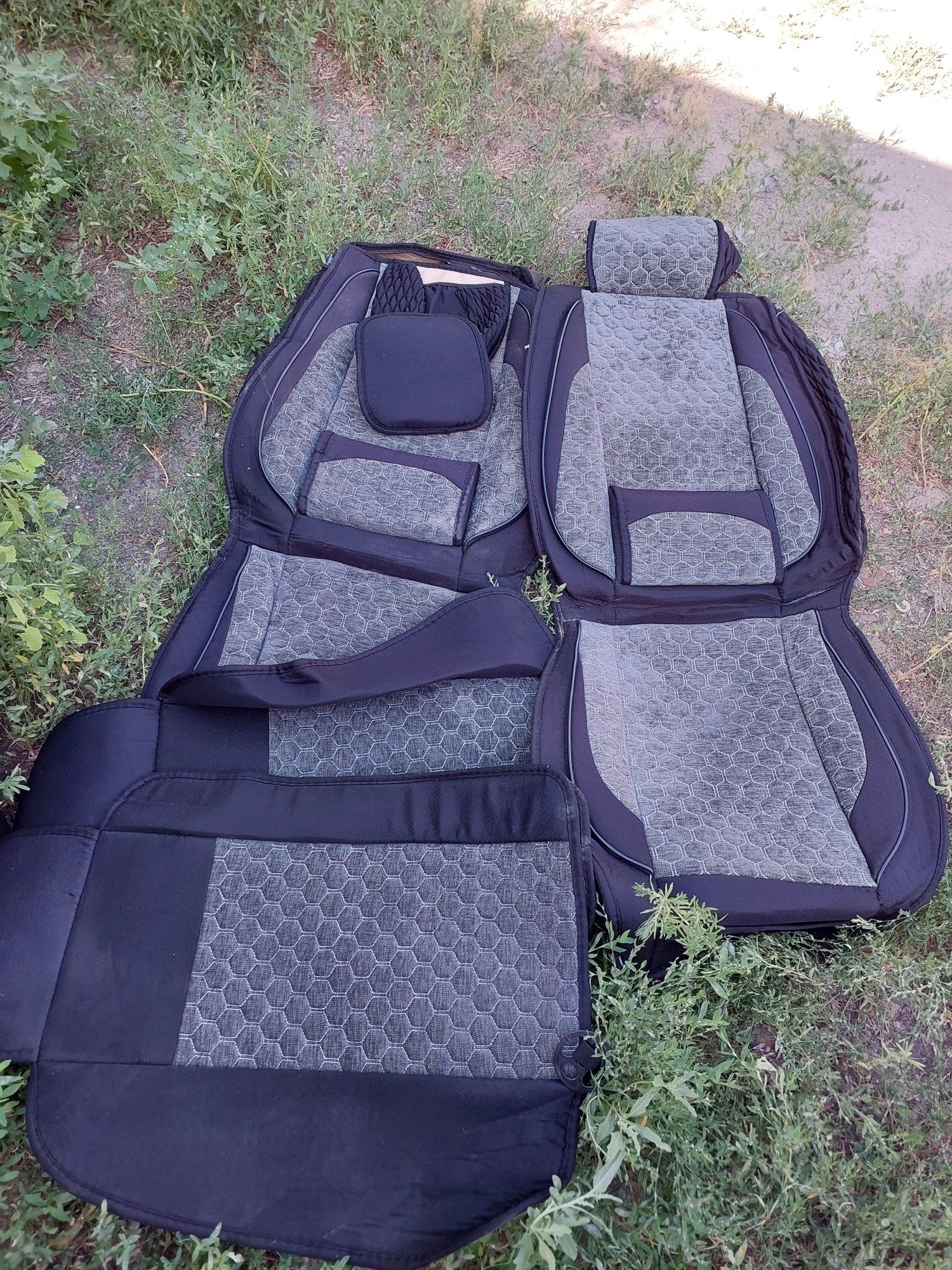 Продам чехлы на авто. Старые