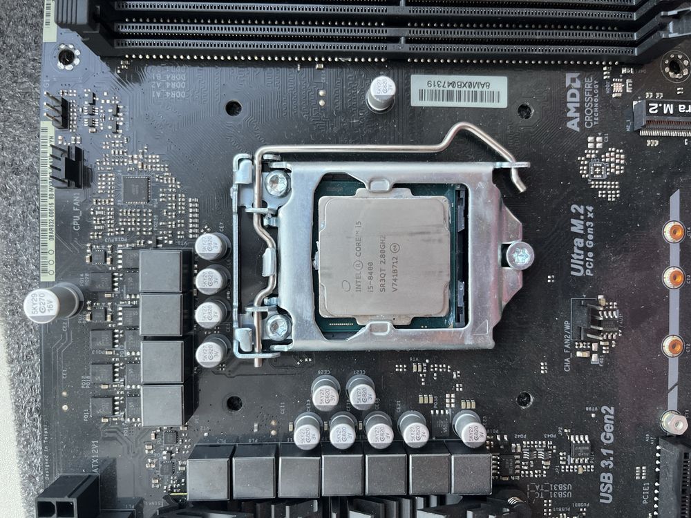 Продам материнскую плату ASRock z370 pro4 с процессором i5 8400, 16 гб