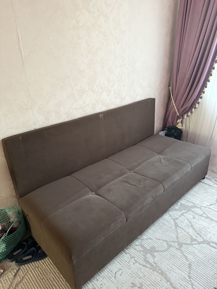 Продам небольшой диван