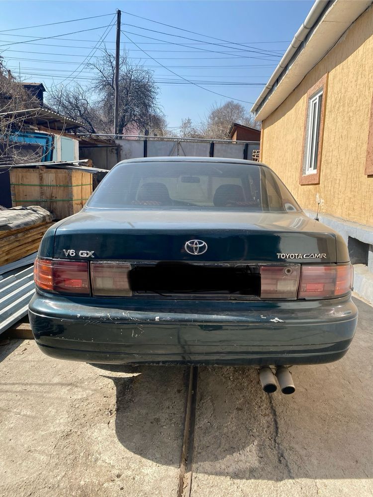Продаю машину Toyota Camry