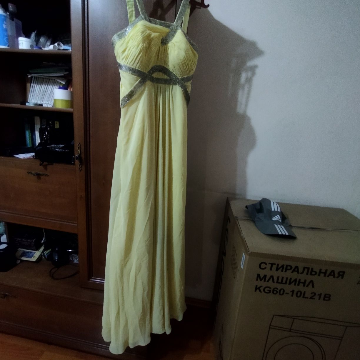 Вечернее платье длинное