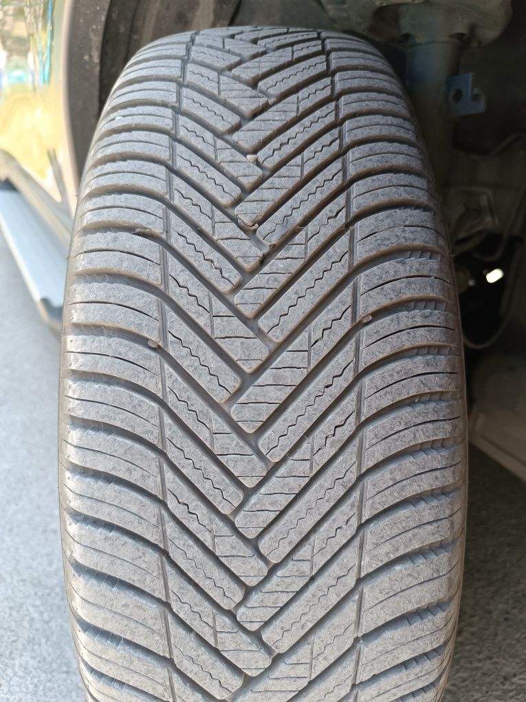 Шины Hankook Kinergy 4S2 H750 
Размер: 225/60 R18 100H
