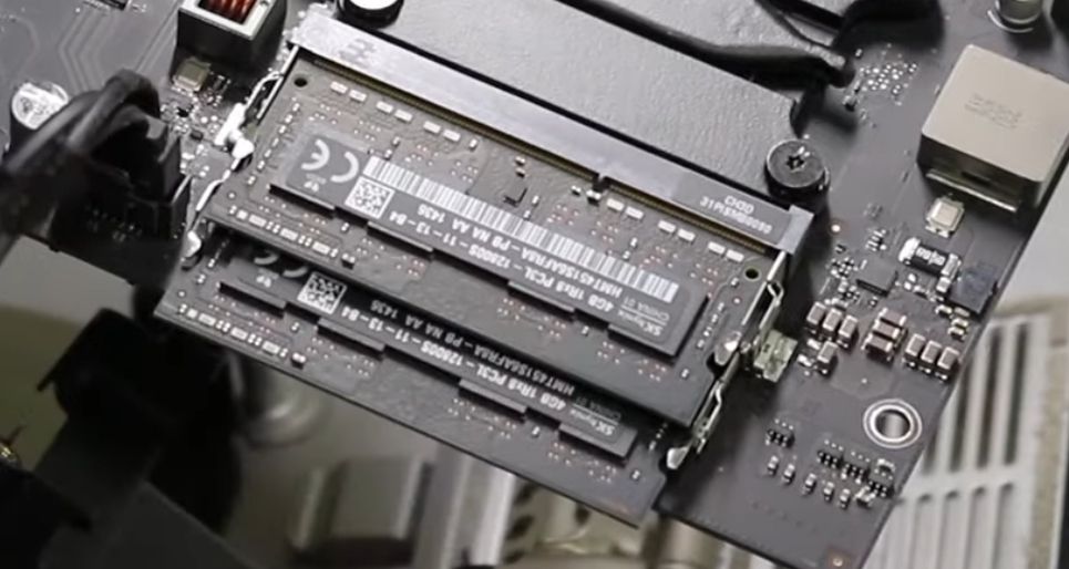 Для ноутбука Оперативная память DDR4 SO-DIMM 8Gb оригинал от Apple