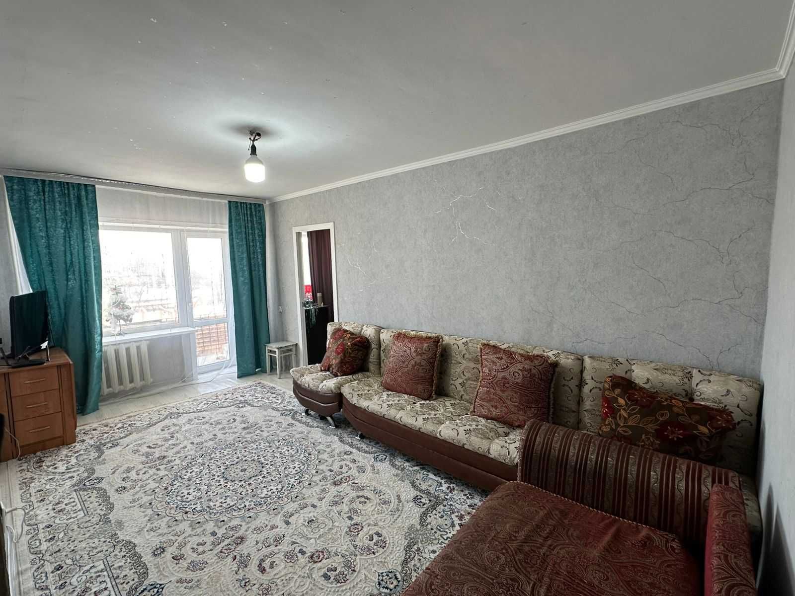 Продам 2х.ком Квартиру 17 микрорайон 46 дом