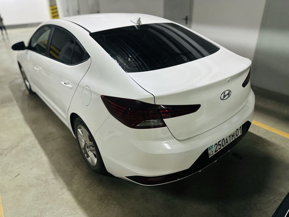 Hyundai elantra AD 2020