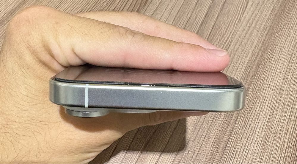 iPhone 16 pro 128GB White
