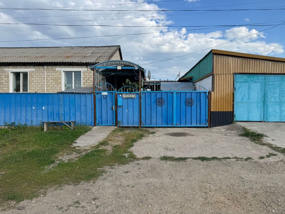 Продам 3х комнатный дом по ул. Автомобильная (район жд)