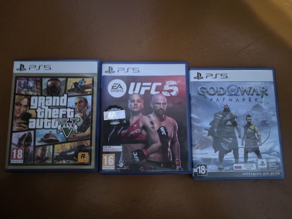 Продам PS 5 в новом состоянии