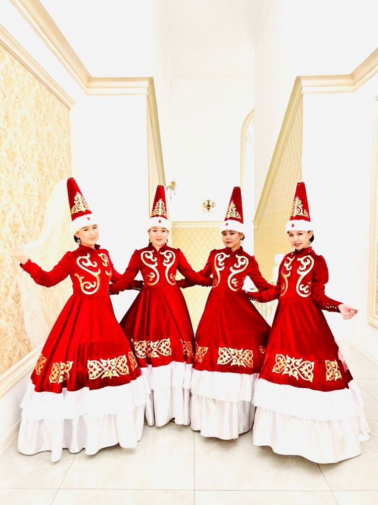 Прокат казахских национальных костюмов