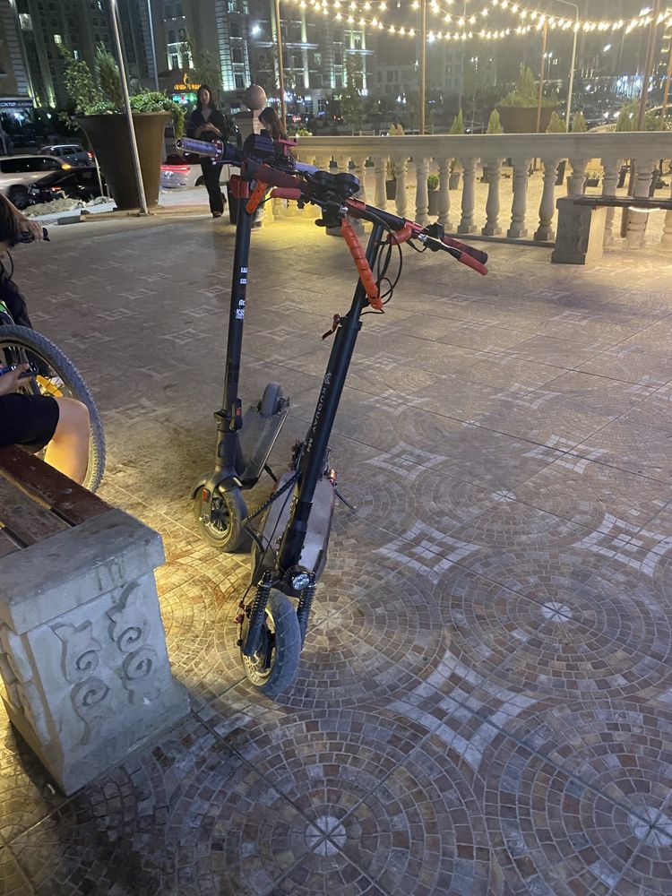 Электросамокат Kugo m4