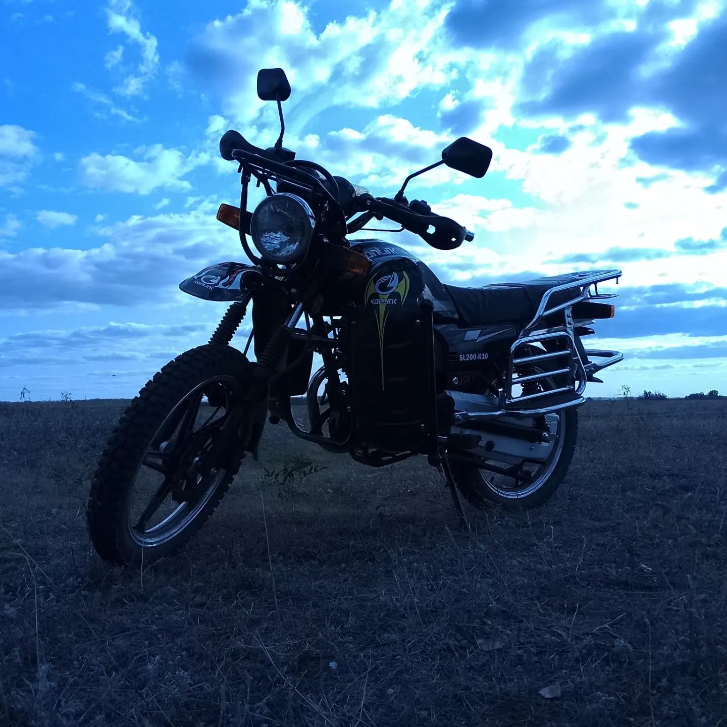 продам мотоцикл сонлинк 200сс