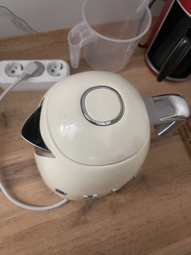 Продам чайник smeg