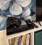 Xbox 360 в отличном состоянии + охлаждающая подставка в подарок