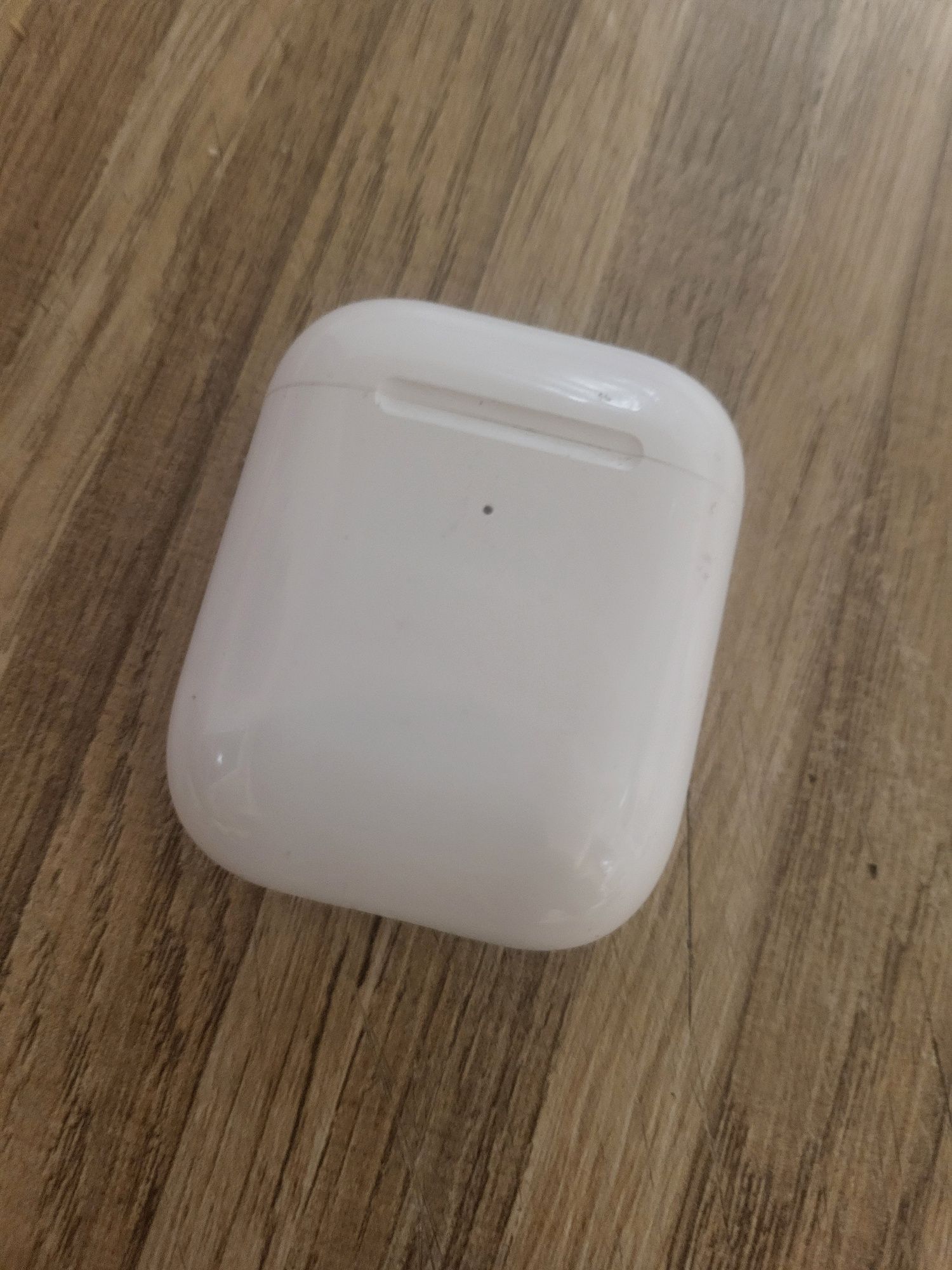 Кейс от airpods 2 оригинал