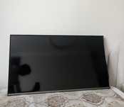 Продам телевизор Samsung 43” Smart TV + кронштейн в подарок