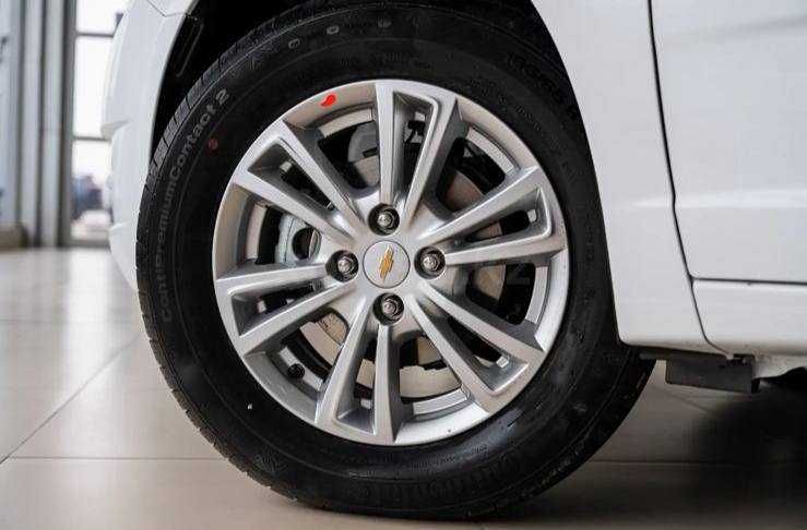 Аренда автомобиля Chevrolet Cobalt Elegant AP. Авто под такси!