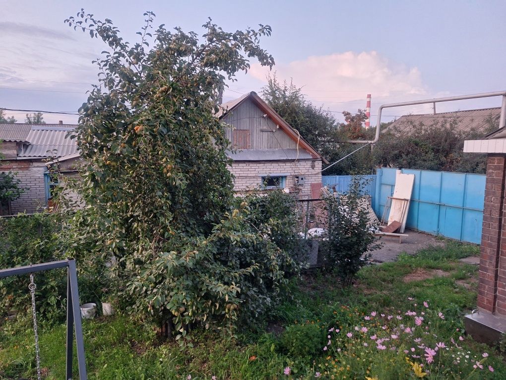 Частный дом. Продаетя на разбор