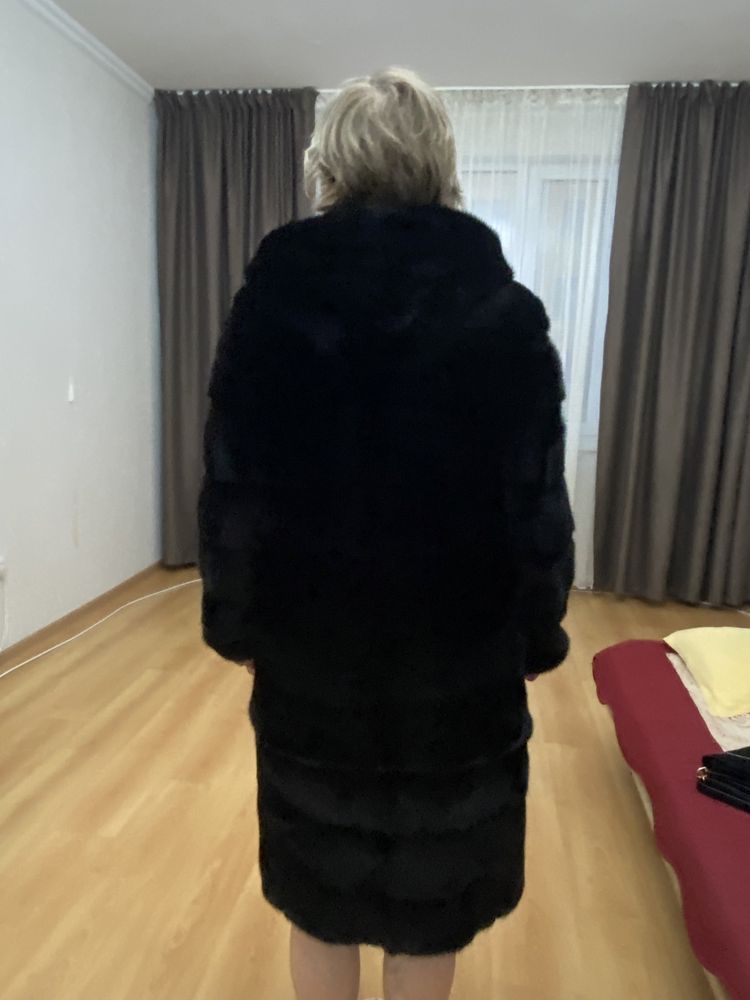 Продам норковую шубу