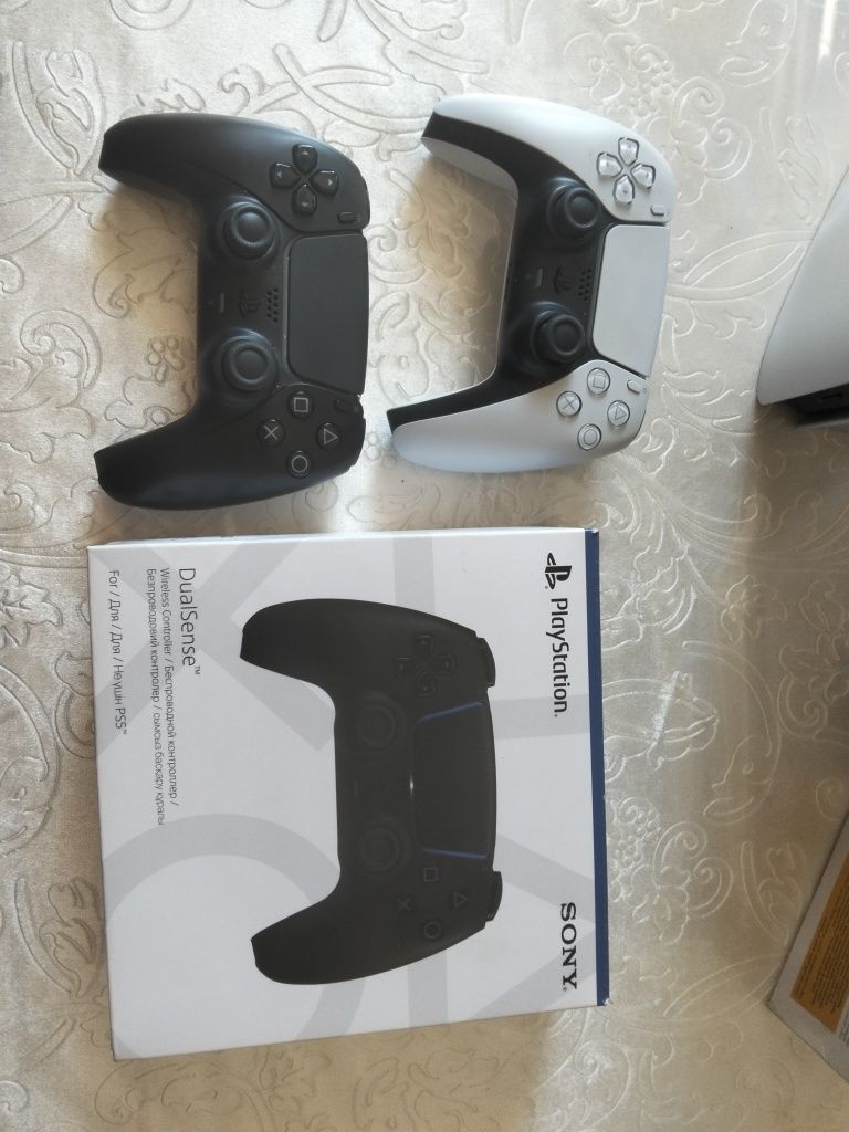 Playstation 5 в превосходном состоянии, 1TB