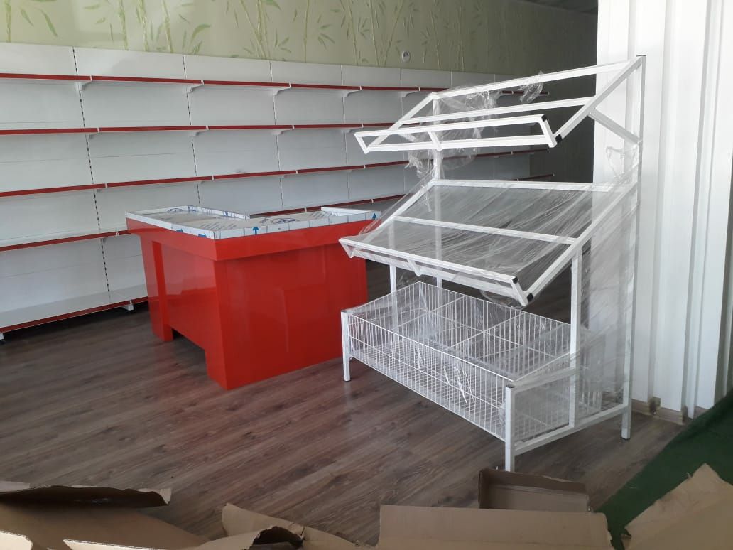 Полки,полка,стиллаж,стеллаж, стилаж,витрина,прилавка,