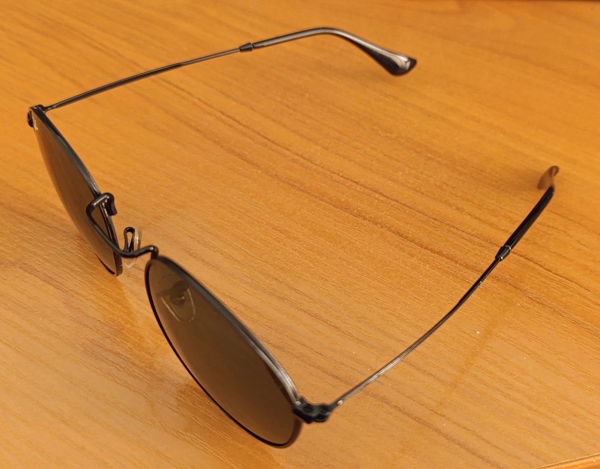 Продам новые очки Ray Ban в оригинальной упаковке