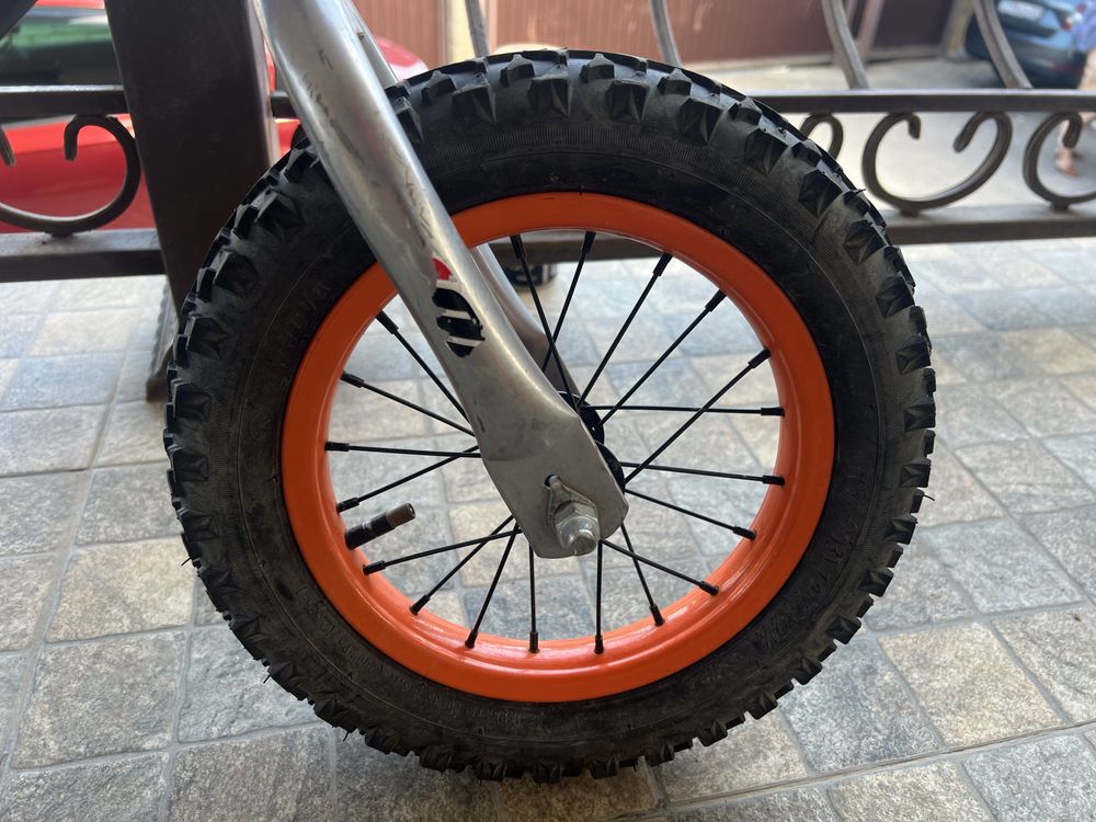 Беговел КТМ 12"