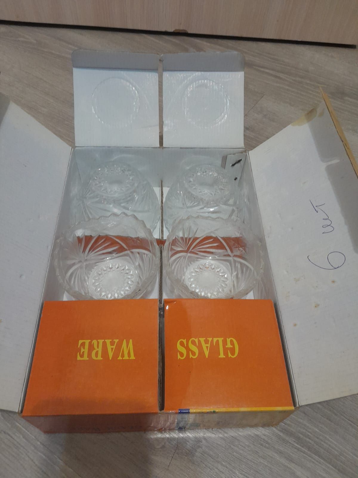 Продам сервиз чайный для шикарного стола и разной посуды для дома