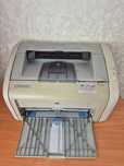 Продам лазерный принтер чб HP LaserJet 1020 в рабочем  состоянии