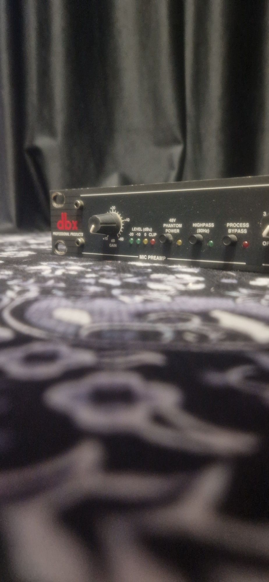 DBX 286A предусилитель