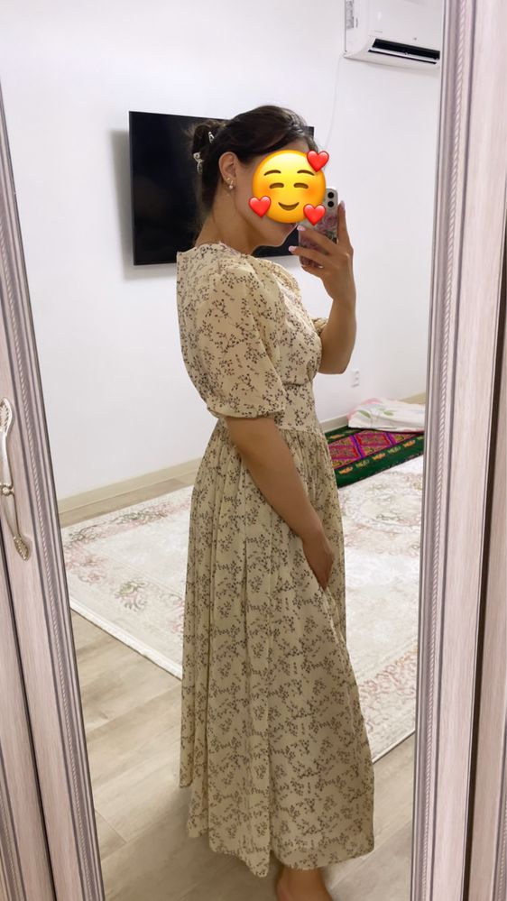 Продам платье от бренда aisha ash