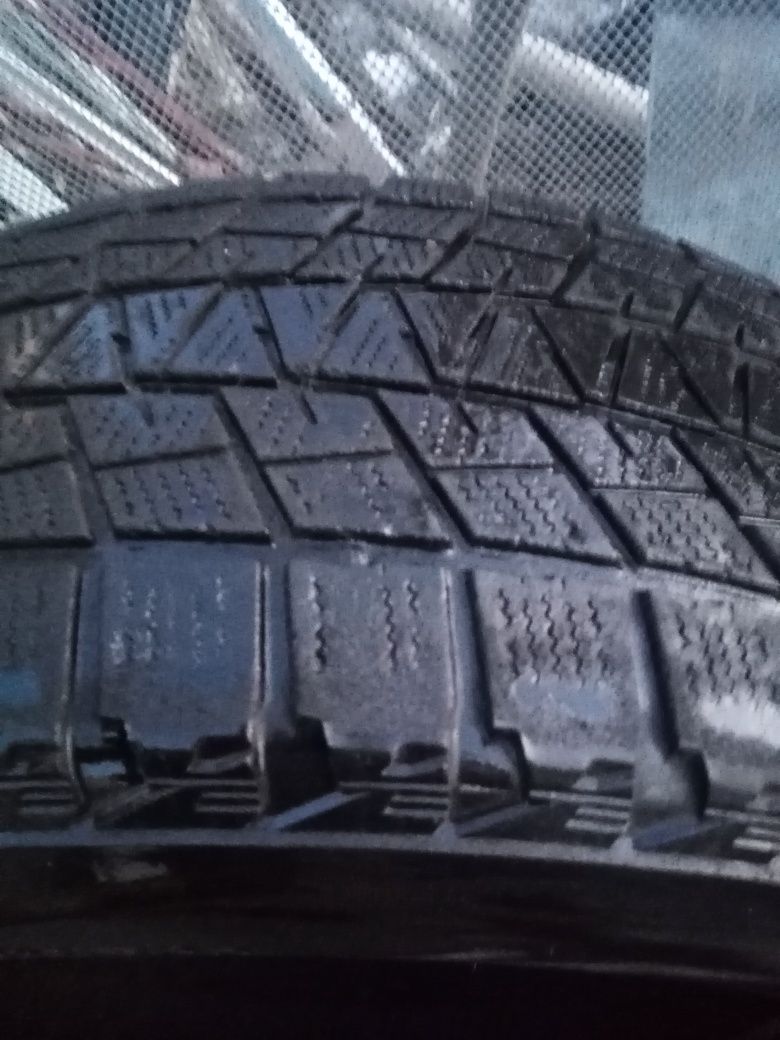 Pirelli scorpion zero 285 /60 /18