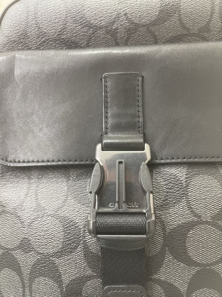 Продам сумку Coach оригинал