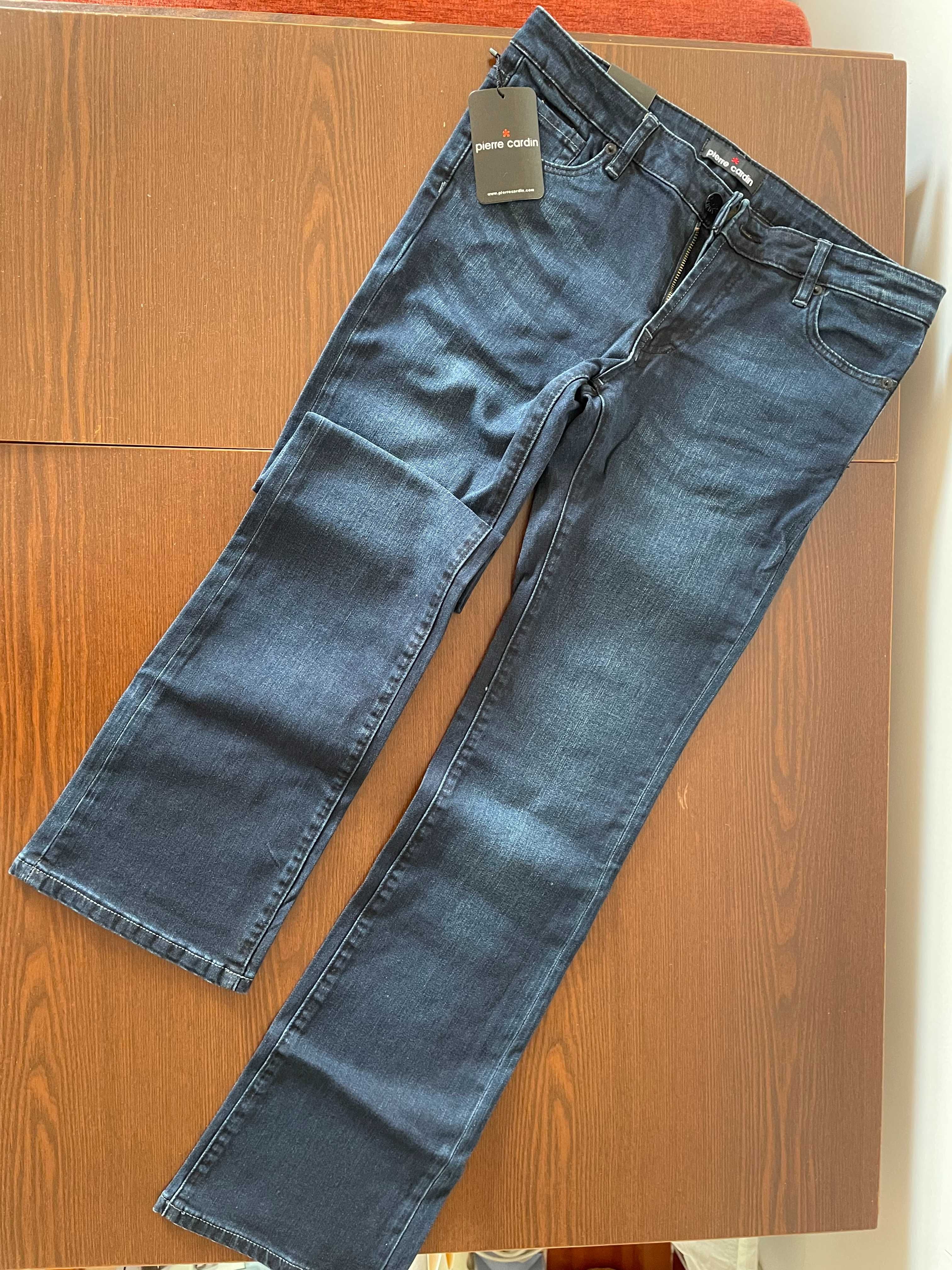 Продам 2 пары новых брендовых (Pierre Cardin и EDC) джинсов