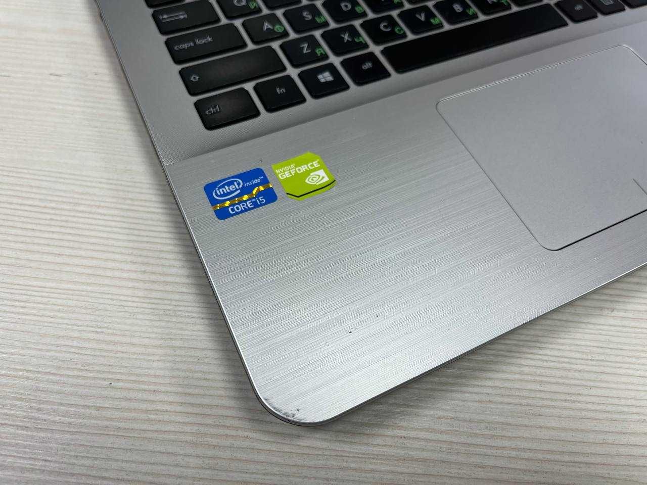 ASUS X555 Core i5/озу 8гб/SSD 256/HDd 2tb/GeForce 2gb Для офиса