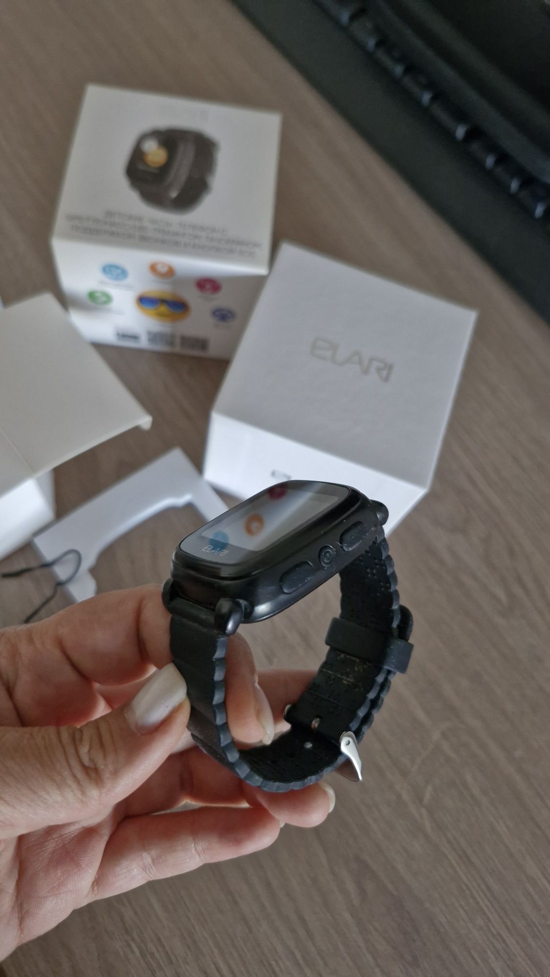 Детские наручные часы  KidPhone 2, GPS
ELARI KidPhone 2