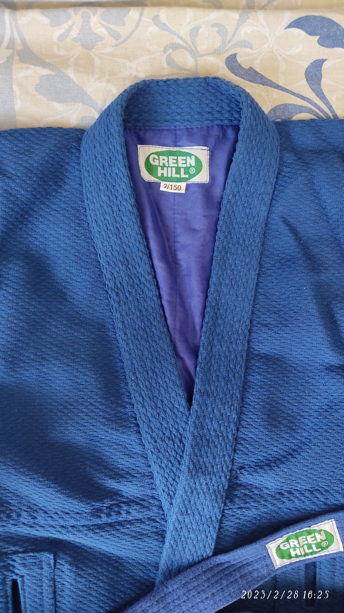 Продам самбовку с шортами GREEN HILL