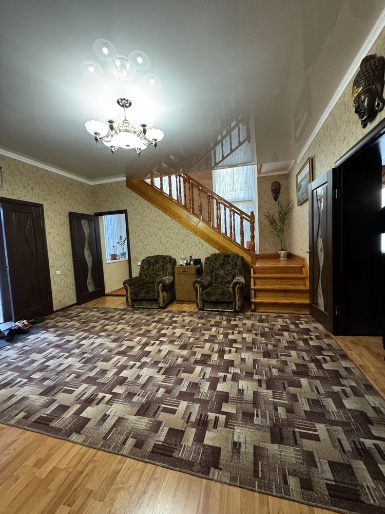 Продается коттедж 15 соток