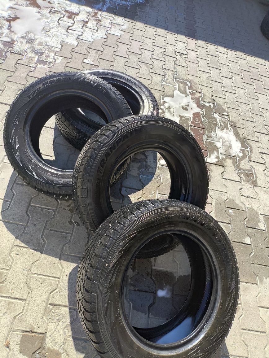 Шины  R16 215/65/16 липучка
