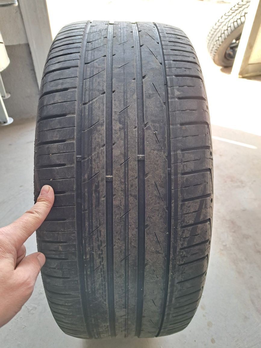 Продам Шина 245×45×R19