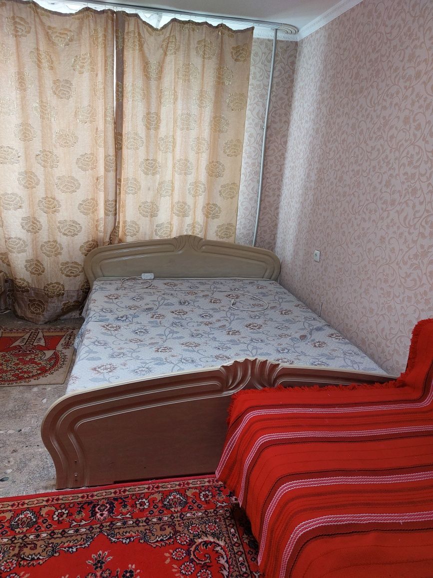 Спальний гарнитур