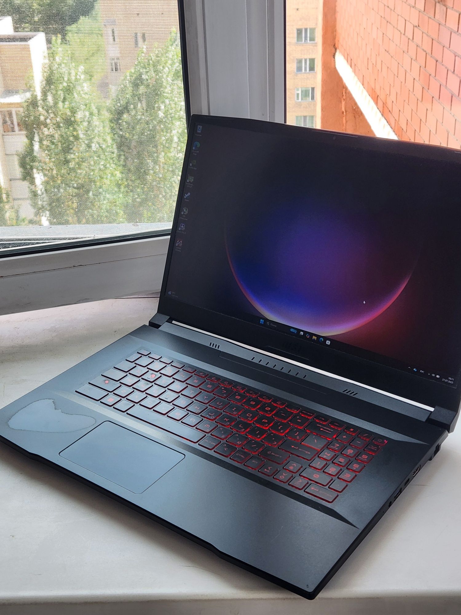 Игровой ноутбук i7 RTX 3060 MSI Katana GF76 11UE