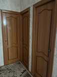 Продаются межкомнатные двери.4 двери-стекло и 4 двери глухой.б/у.