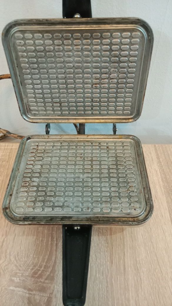 Вафельница советская продам