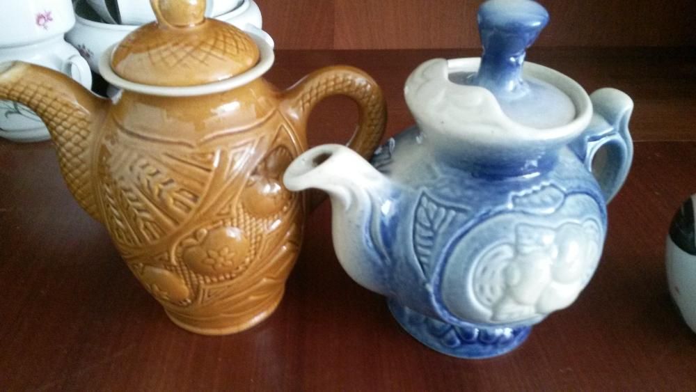 чайники и молочник керамические из СССР
