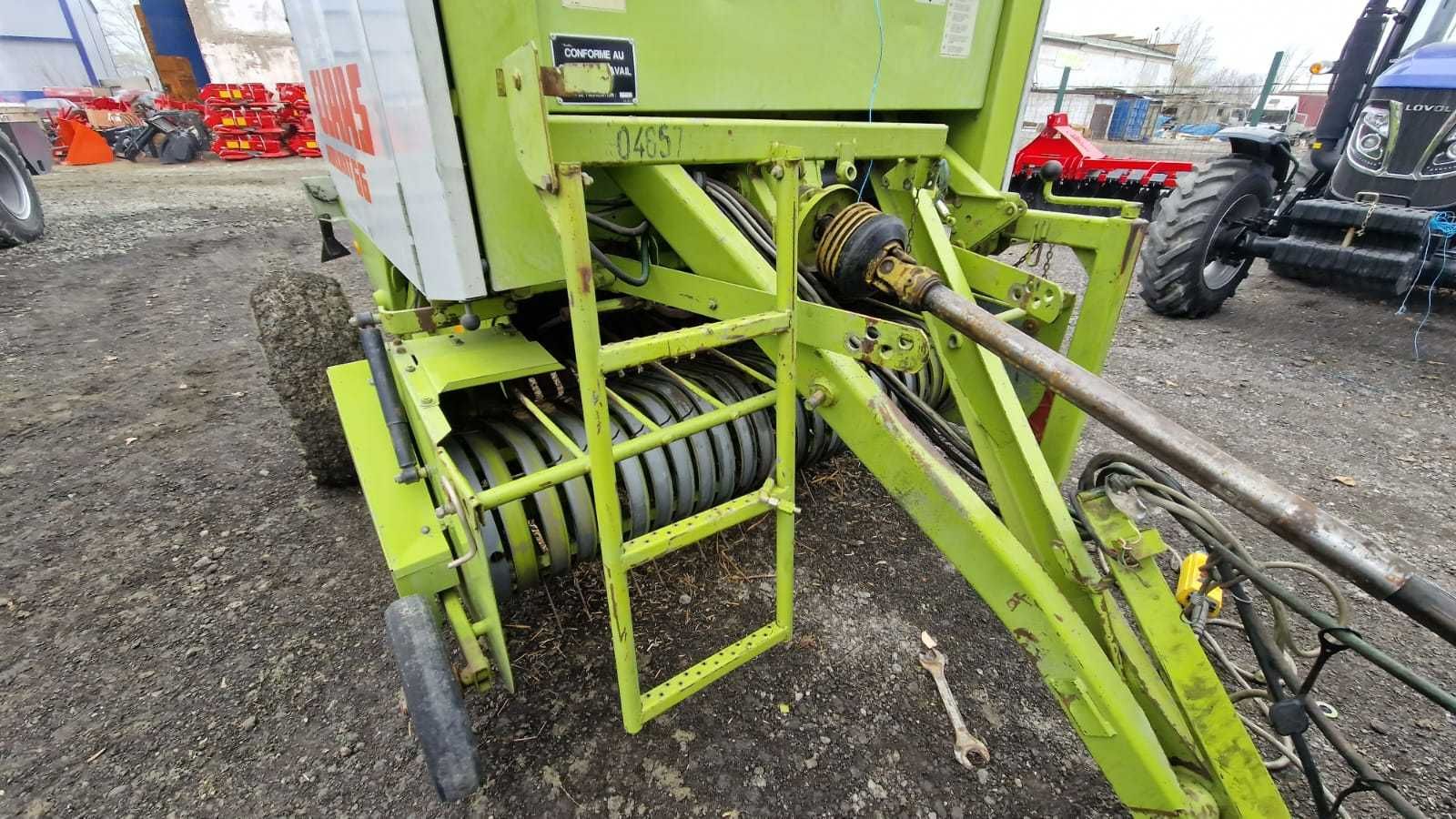 Пресс-подборщик рулонный Claas Rollant 44/ 46/ 66 с Европы б./у.
