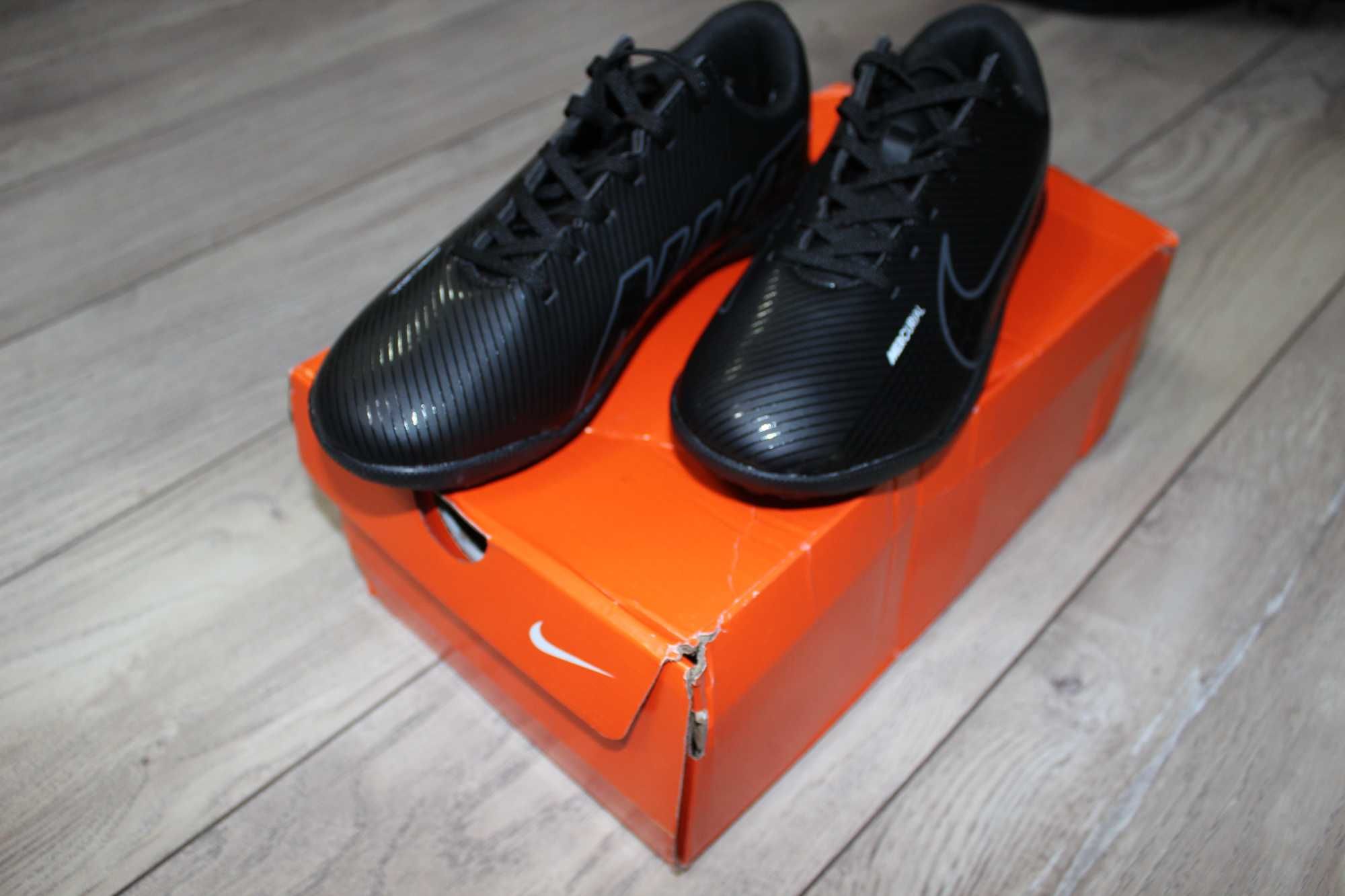 Новые бутсы Nike Mercurial 35 размер