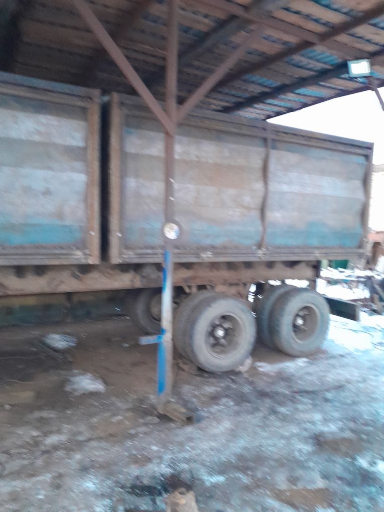 Продам прицеп 3 ось