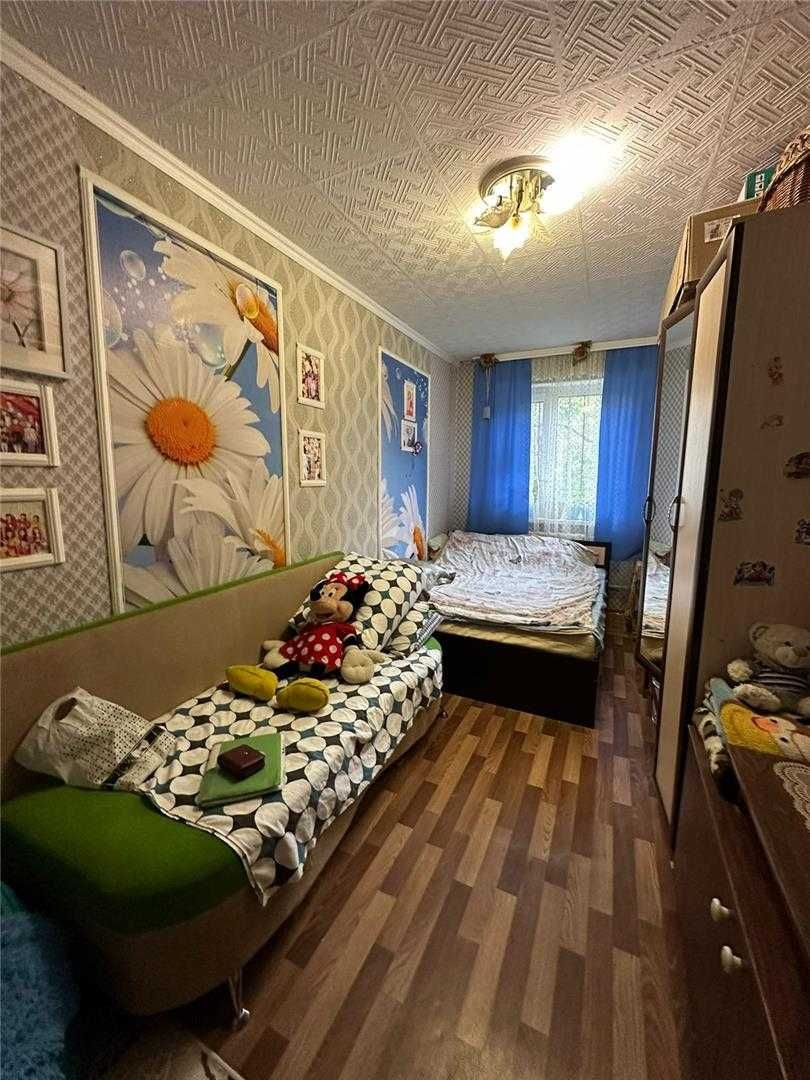 Продам 2-комнатную квартиру  16-микр.