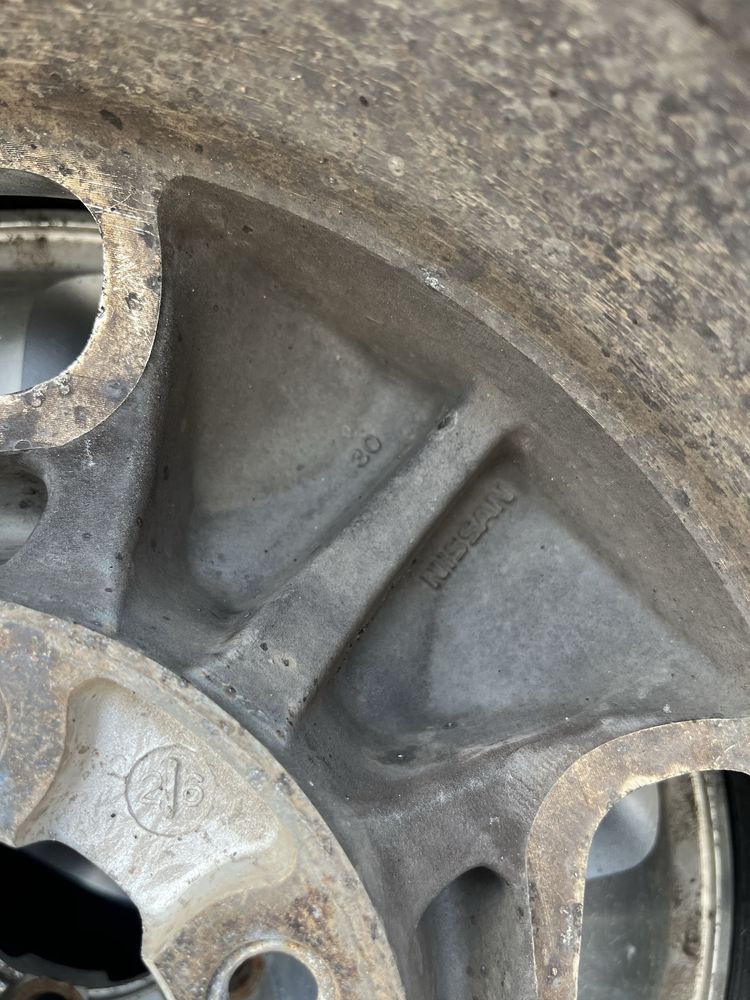 Диски NISSAN в хорошем состоянии